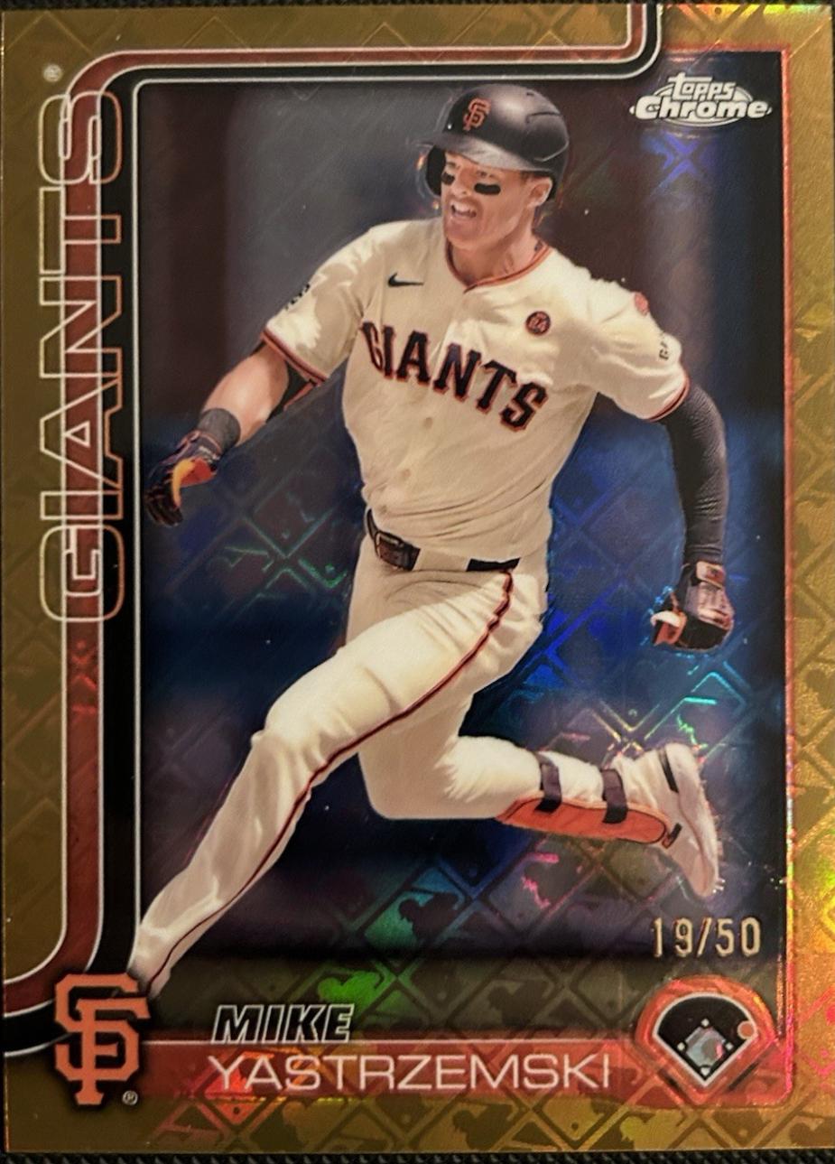 Mike Yastrzemski [Gold Refractor] #40