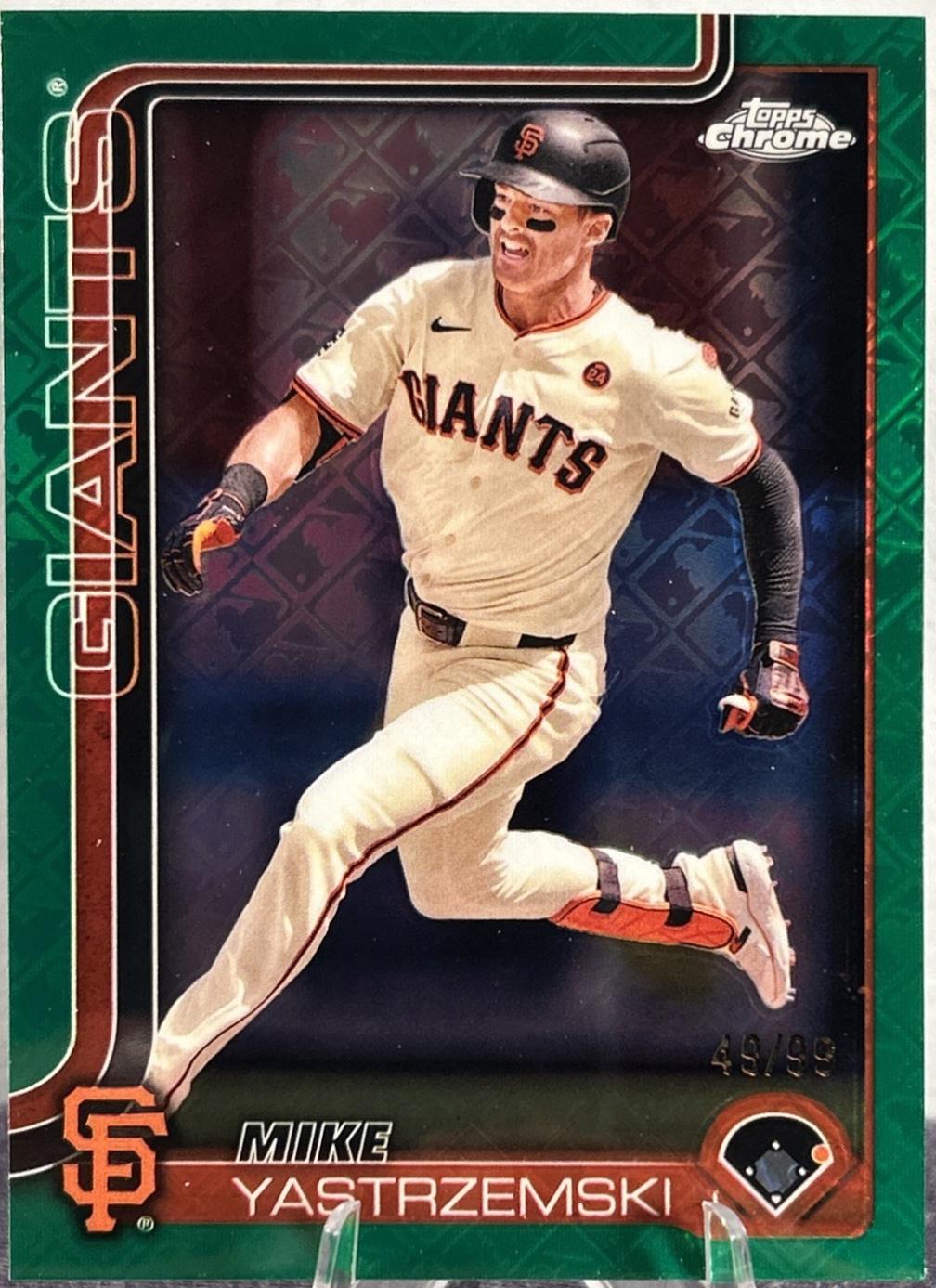 Mike Yastrzemski [Green Refractor] #40