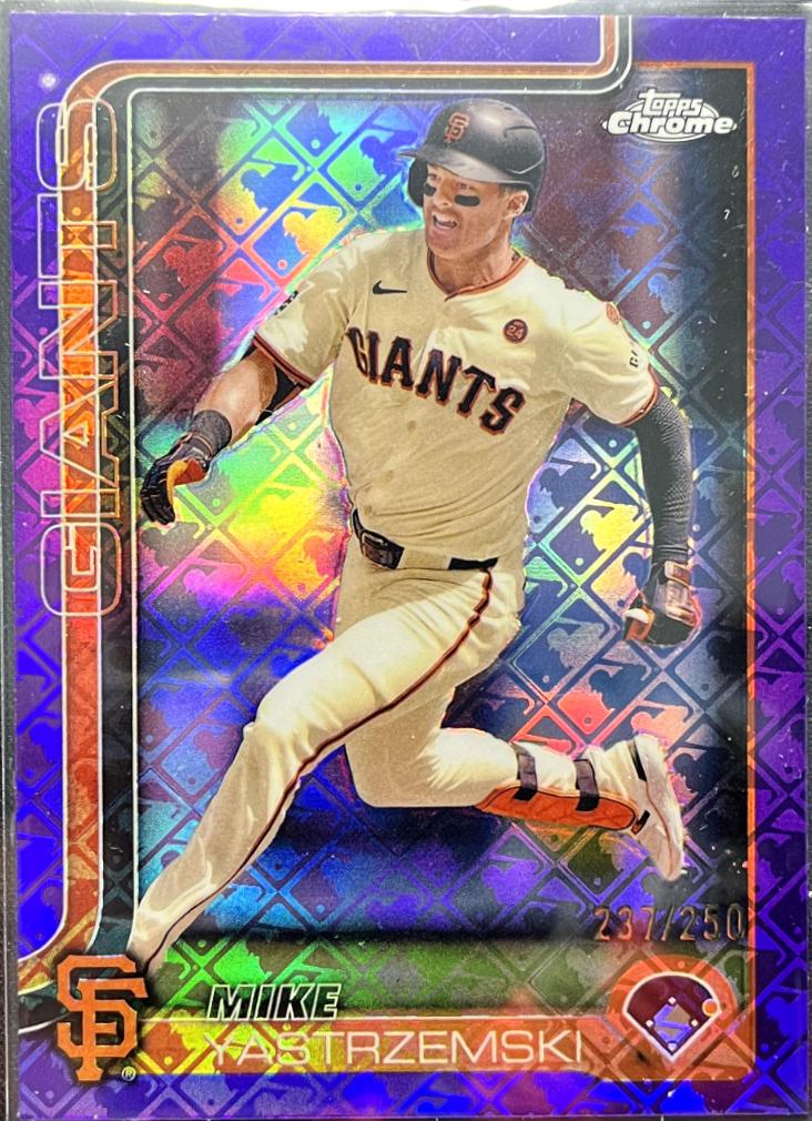 Mike Yastrzemski [Purple Refractor] #40