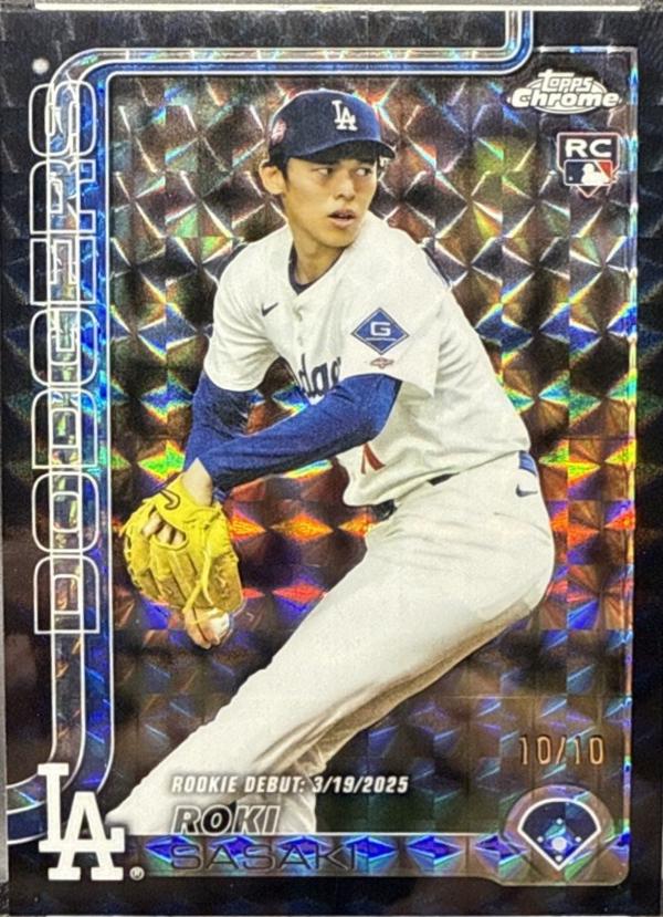 Roki Sasaki [Black Geometric Refractor] #USC73