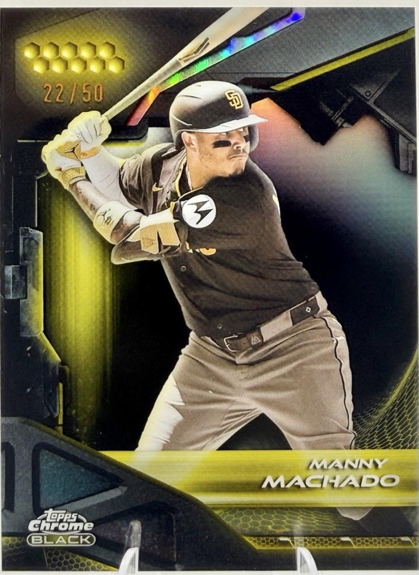 Manny Machado [Gold Refractor] #140