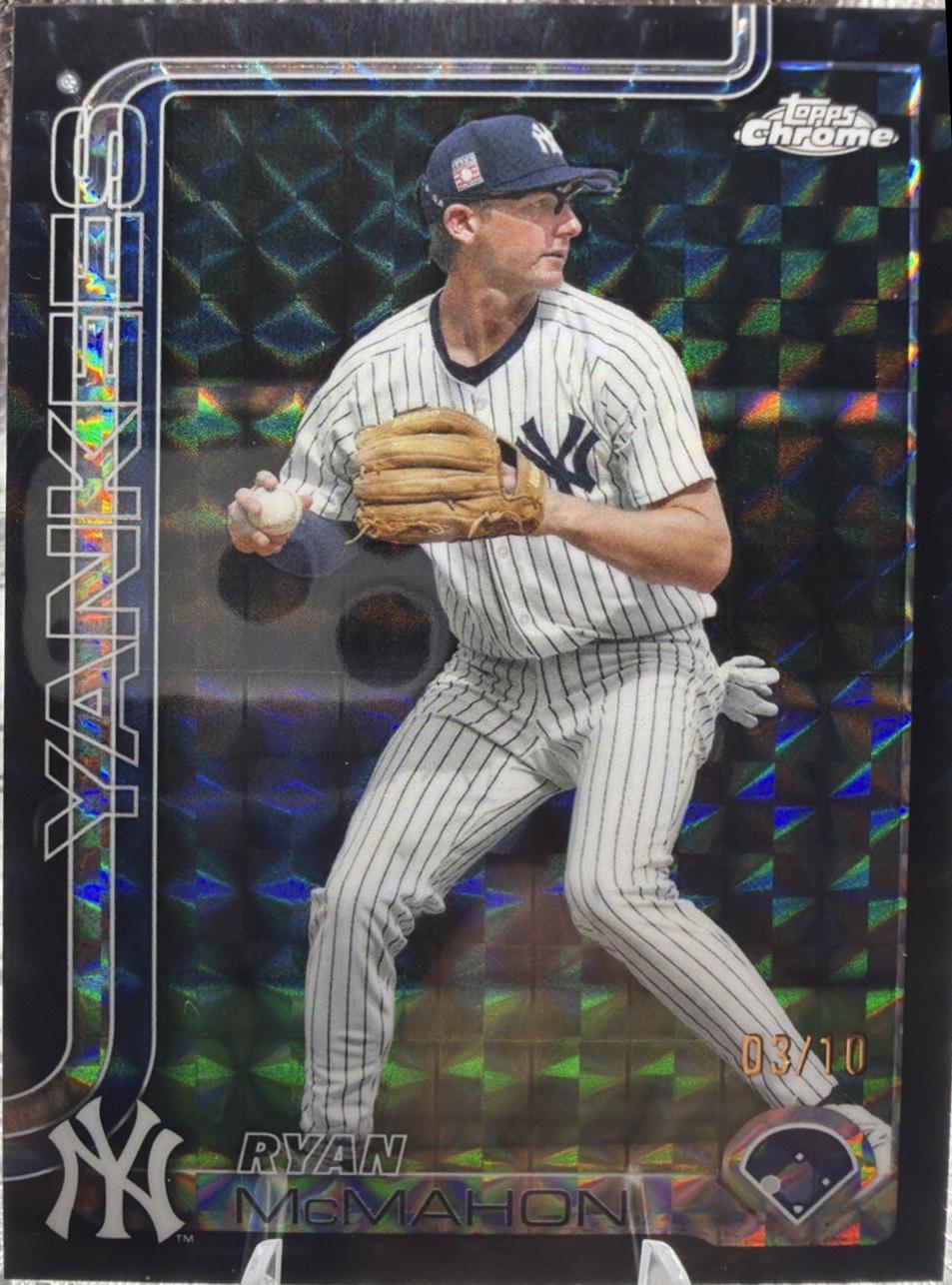 Ryan McMahon [Black Geometric Refractor] #USC66