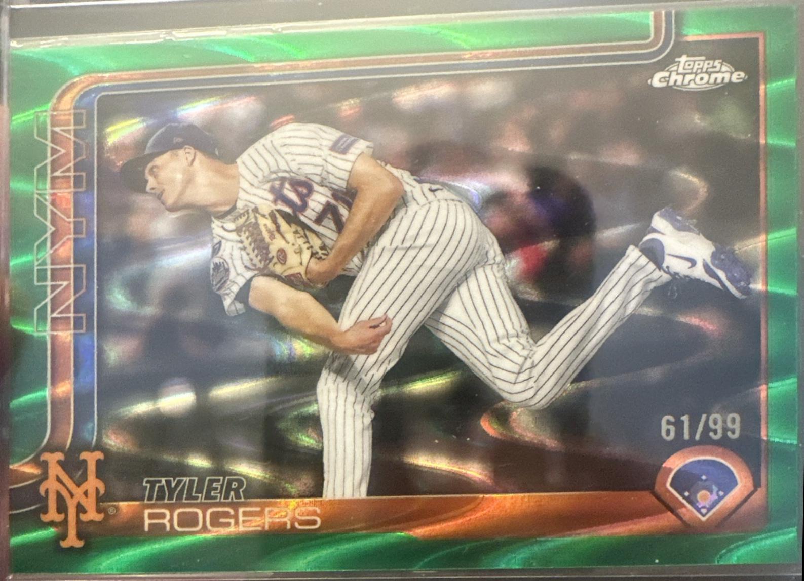 Tyler Rogers [Green RayWave Refractor] #USC148