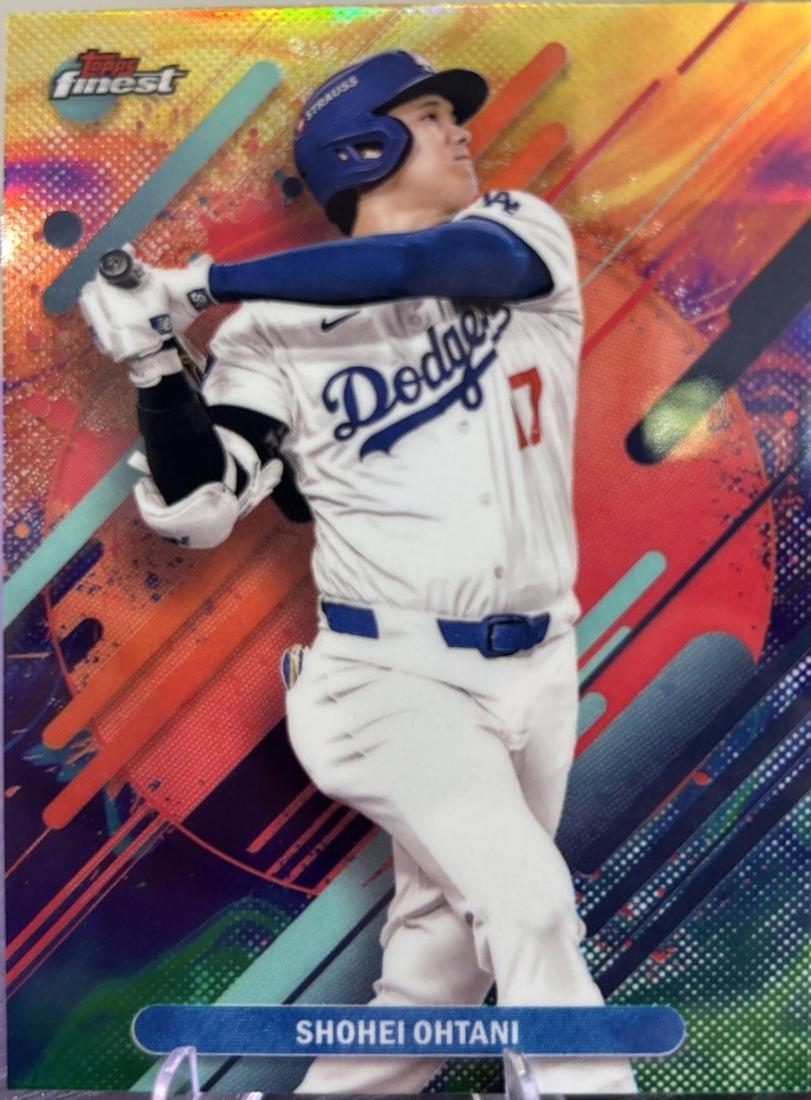 Shohei Ohtani [Oil Spill Refractor] #208