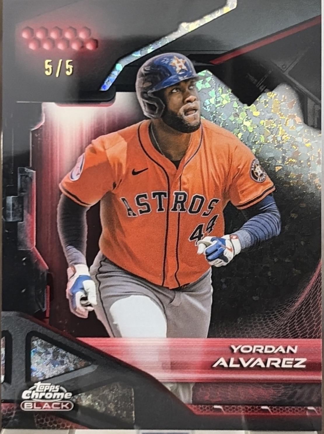 Yordan Alvarez [Red Mini-Diamond Refractor] #10