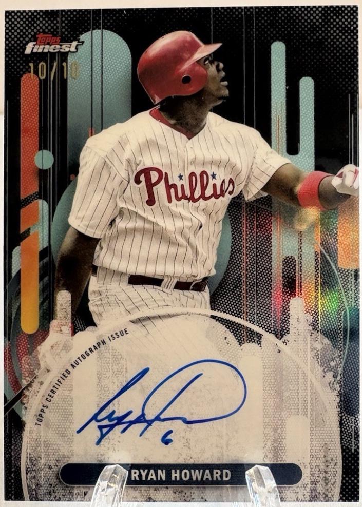 Ryan Howard [Black Refractor] #FA-RHO