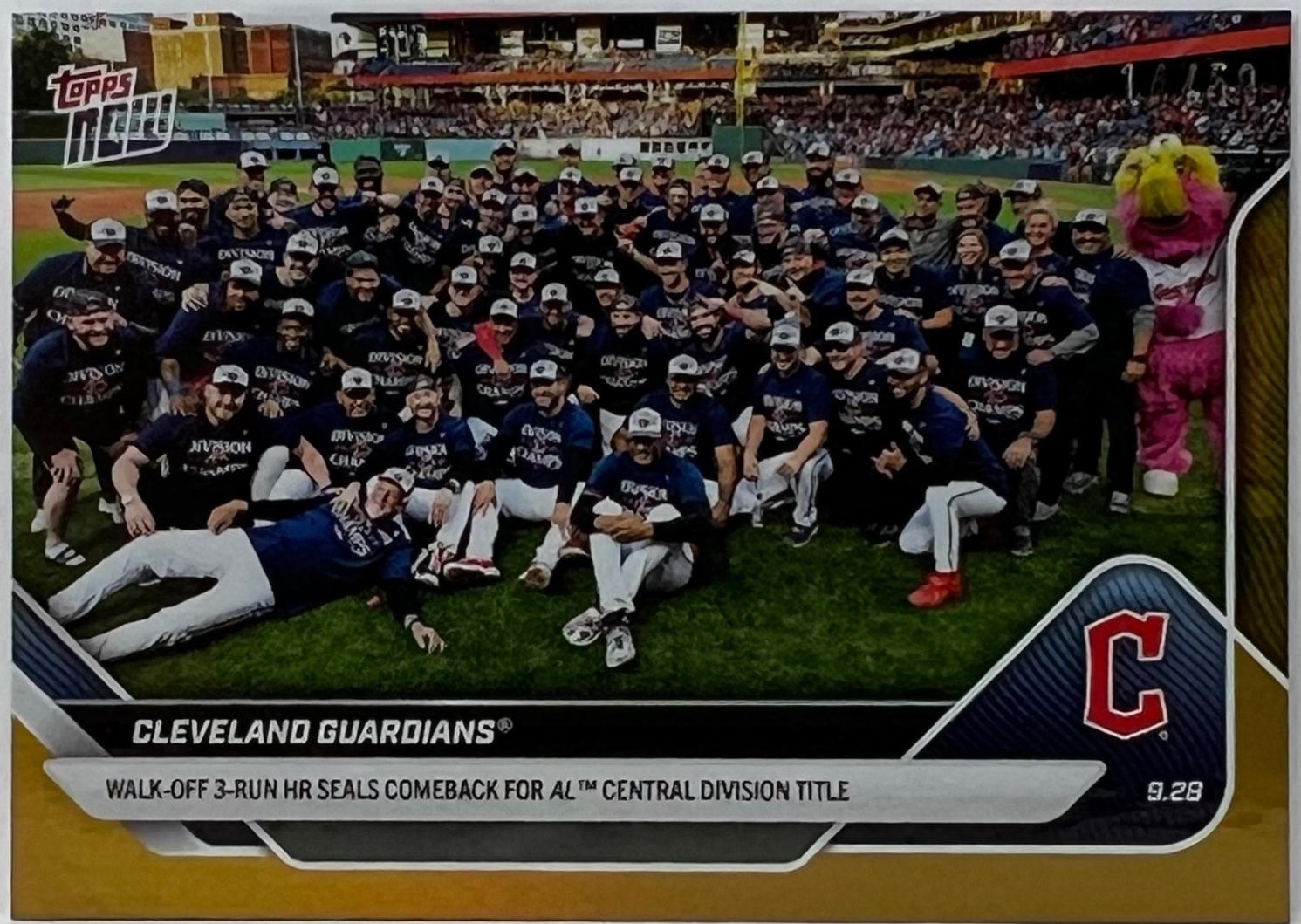 Cleveland Guardians [Gold Foil] #795