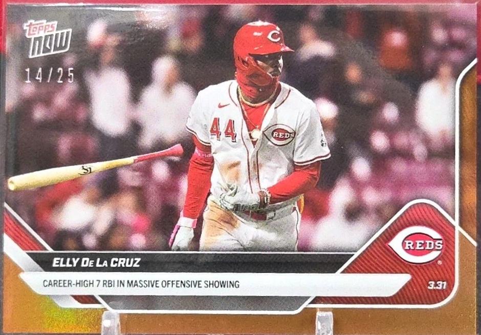 Elly De La Cruz [Orange Foil] #24