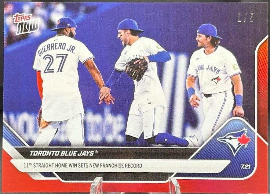 Toronto Blue Jays [Red Foil] #447