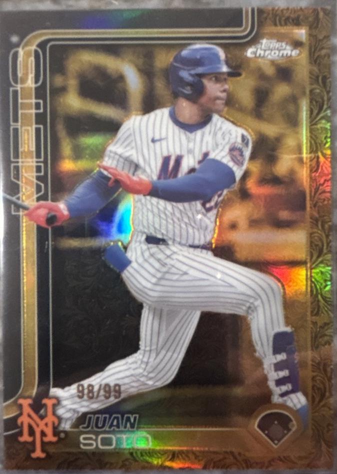 Juan Soto [Electroblack Gold] #22