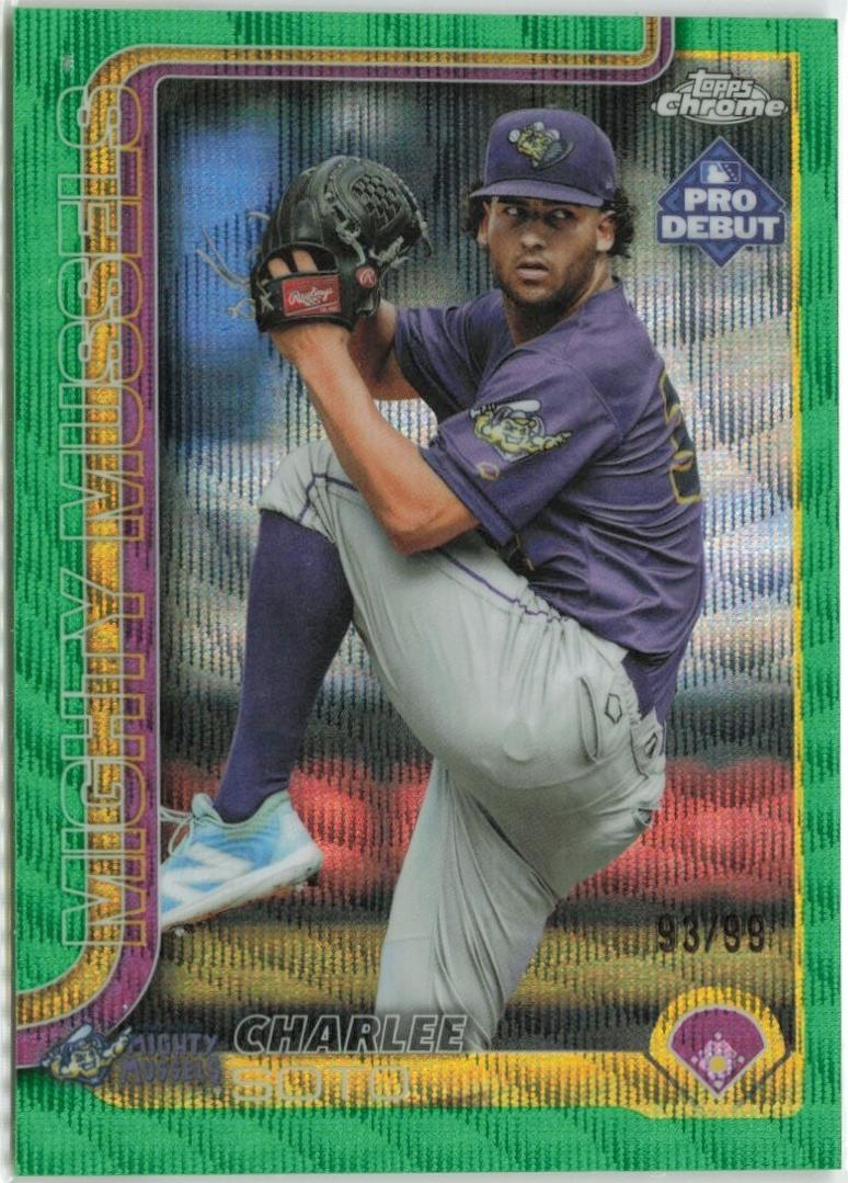 Charlee Soto [Green Wave Refractor] #PDC-159