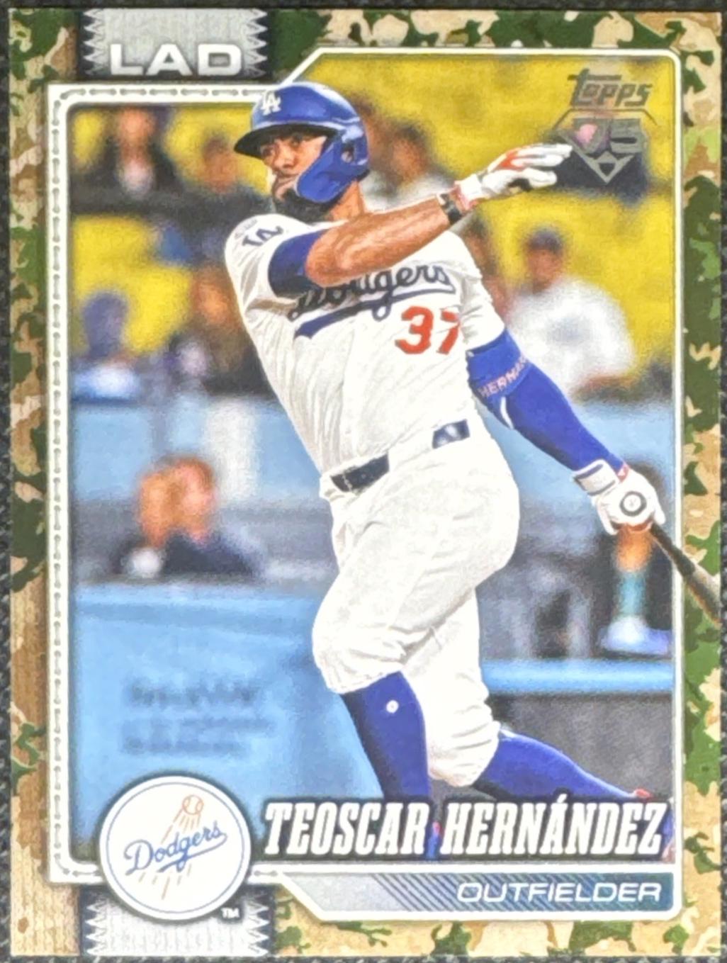 Teoscar Hernandez [Memorial Day Camo] #251