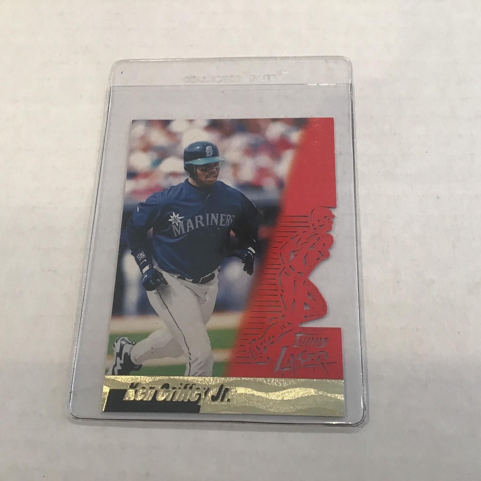 Ken Griffey Jr [Die Cut Gold] #42