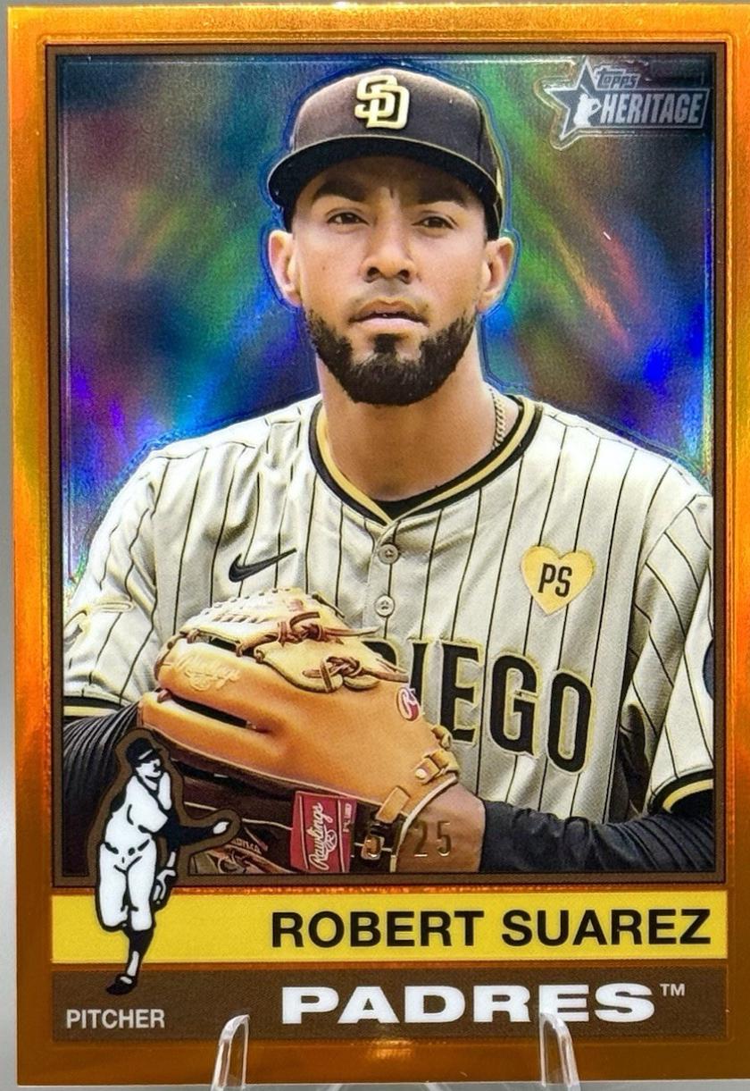 Robert Suarez [Orange Chrome Variation] #91