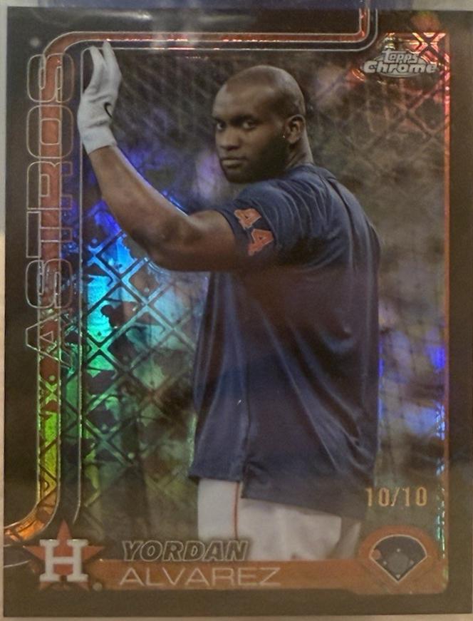 Yordan Alvarez [Black Refractor Image Variation] #267