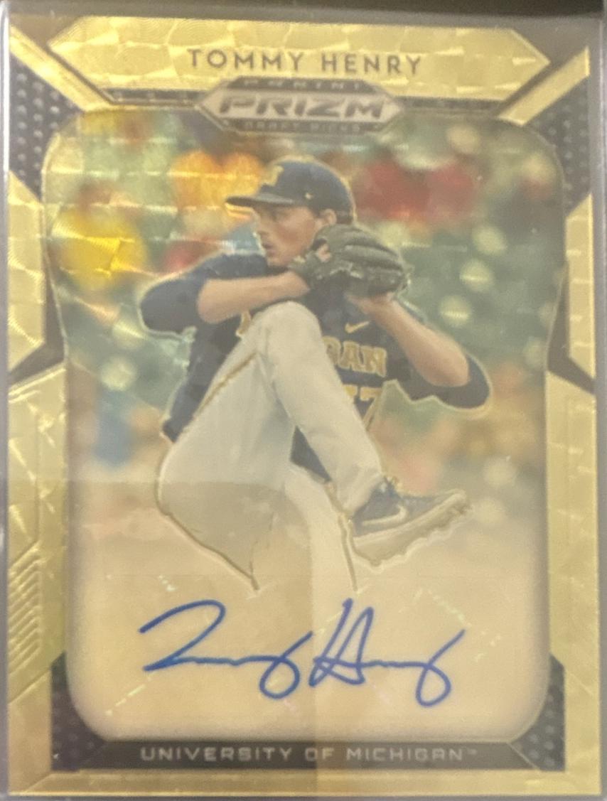 Tommy Henry [Gold Vinyl Prizm] #73