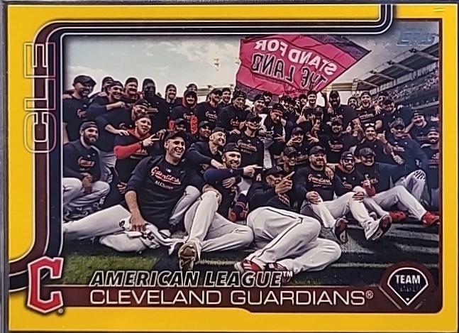 Cleveland Guardians [Yellow] #612