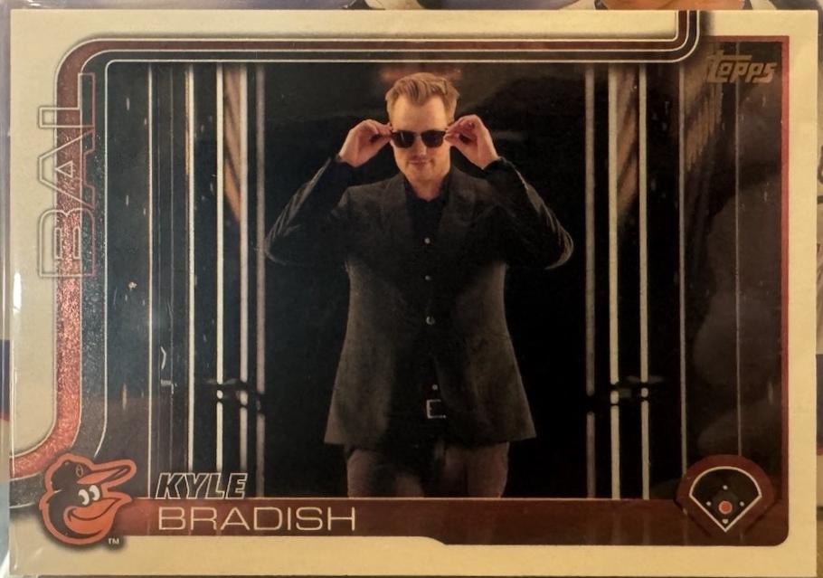 Kyle Bradish [Golden Mirror Image Variation] #449