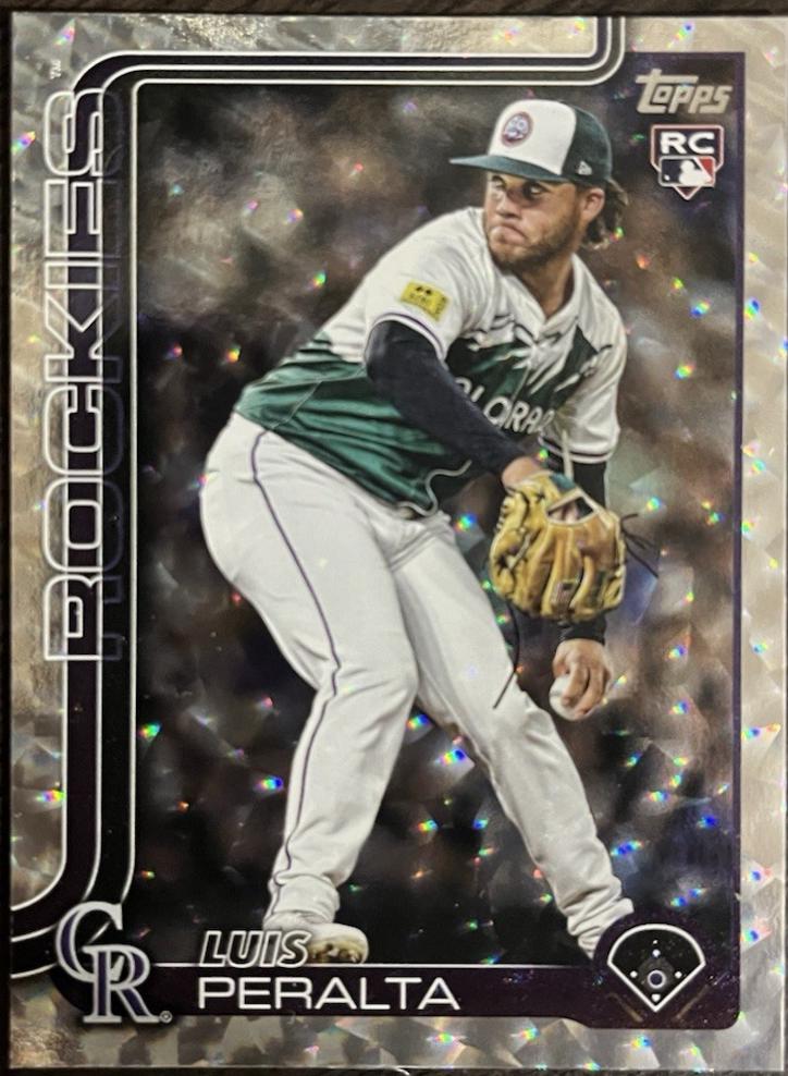 Luis Peralta [Silver Crackle Foilboard] #526