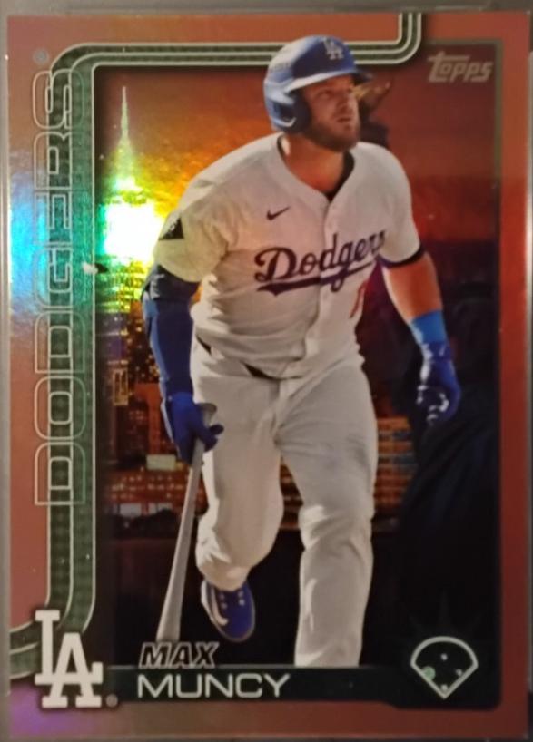 Max Muncy [Big Apple FoilFractor] #378