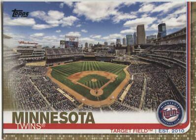 Target Field [Gold] #424