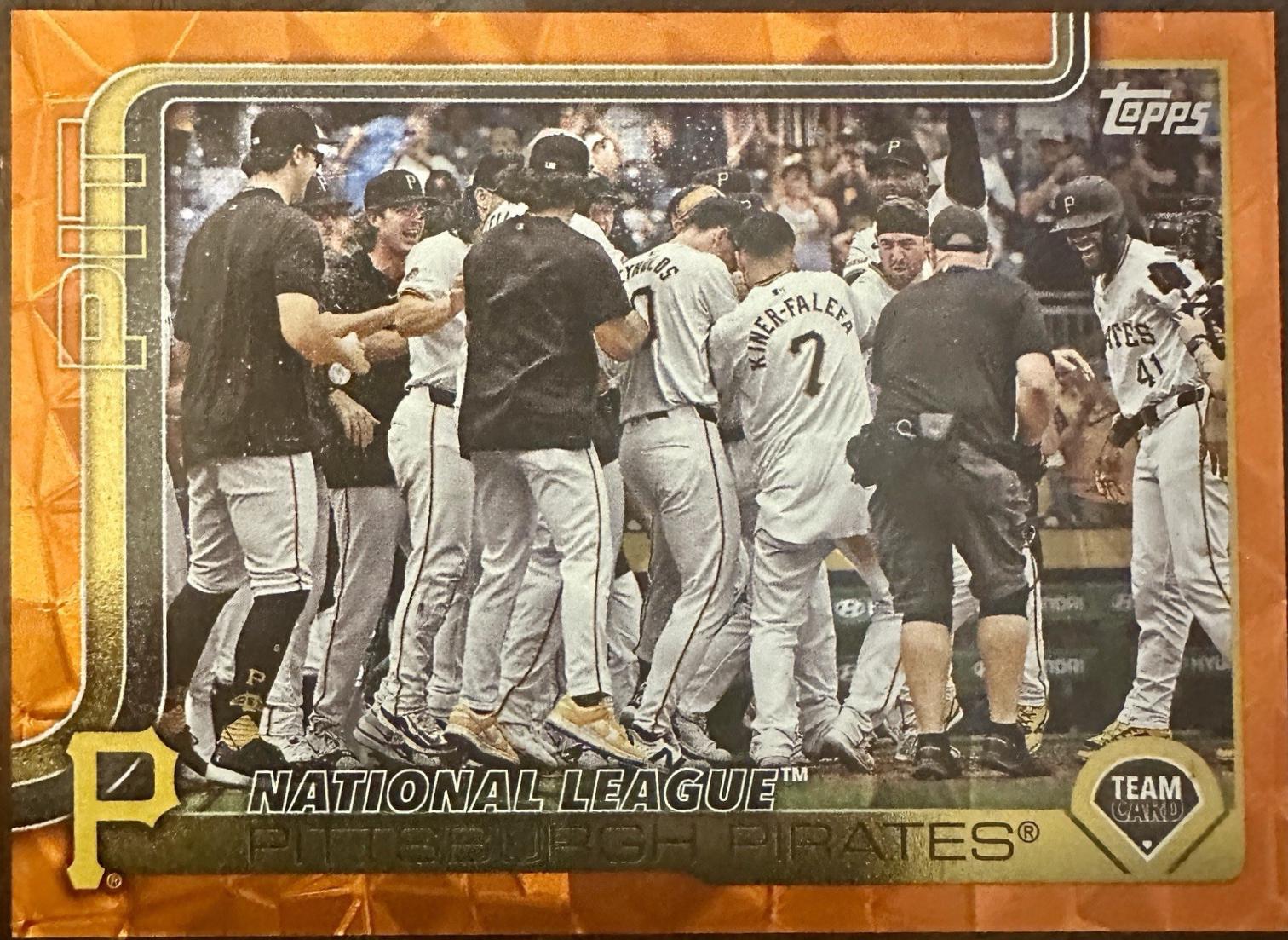 Pittsburgh Pirates [Orange Diamante Foil] #677