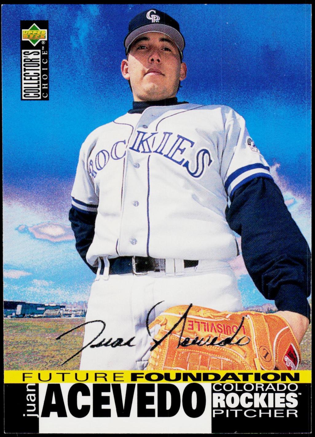 Juan Acevedo [Gold Signature] #42