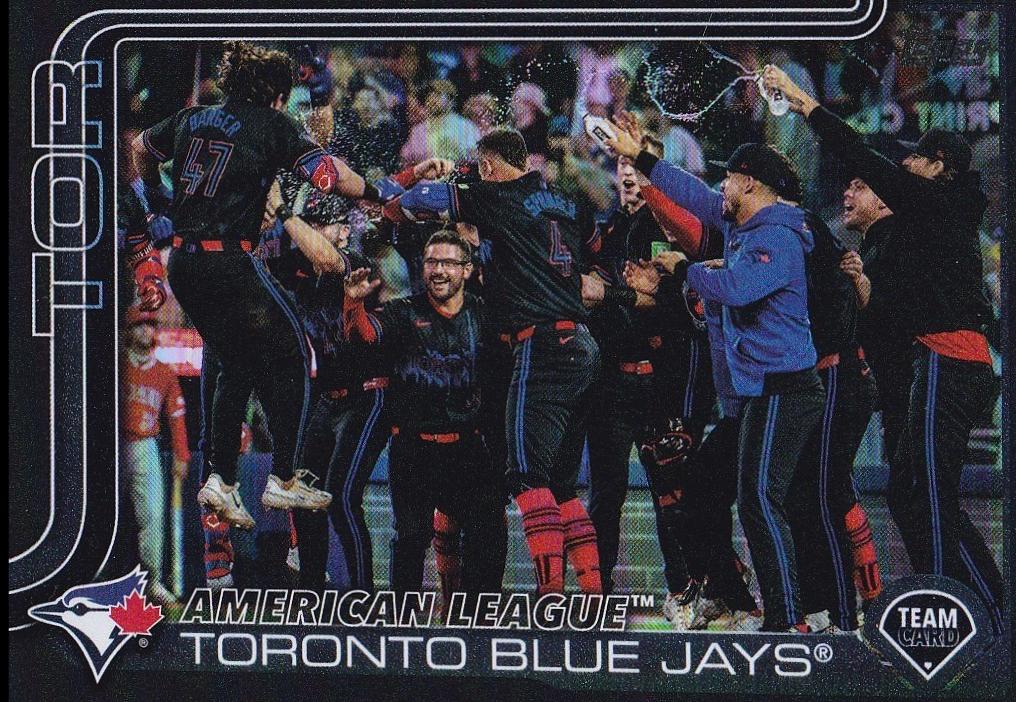 Toronto Blue Jays [Black Diamante Foil] #570
