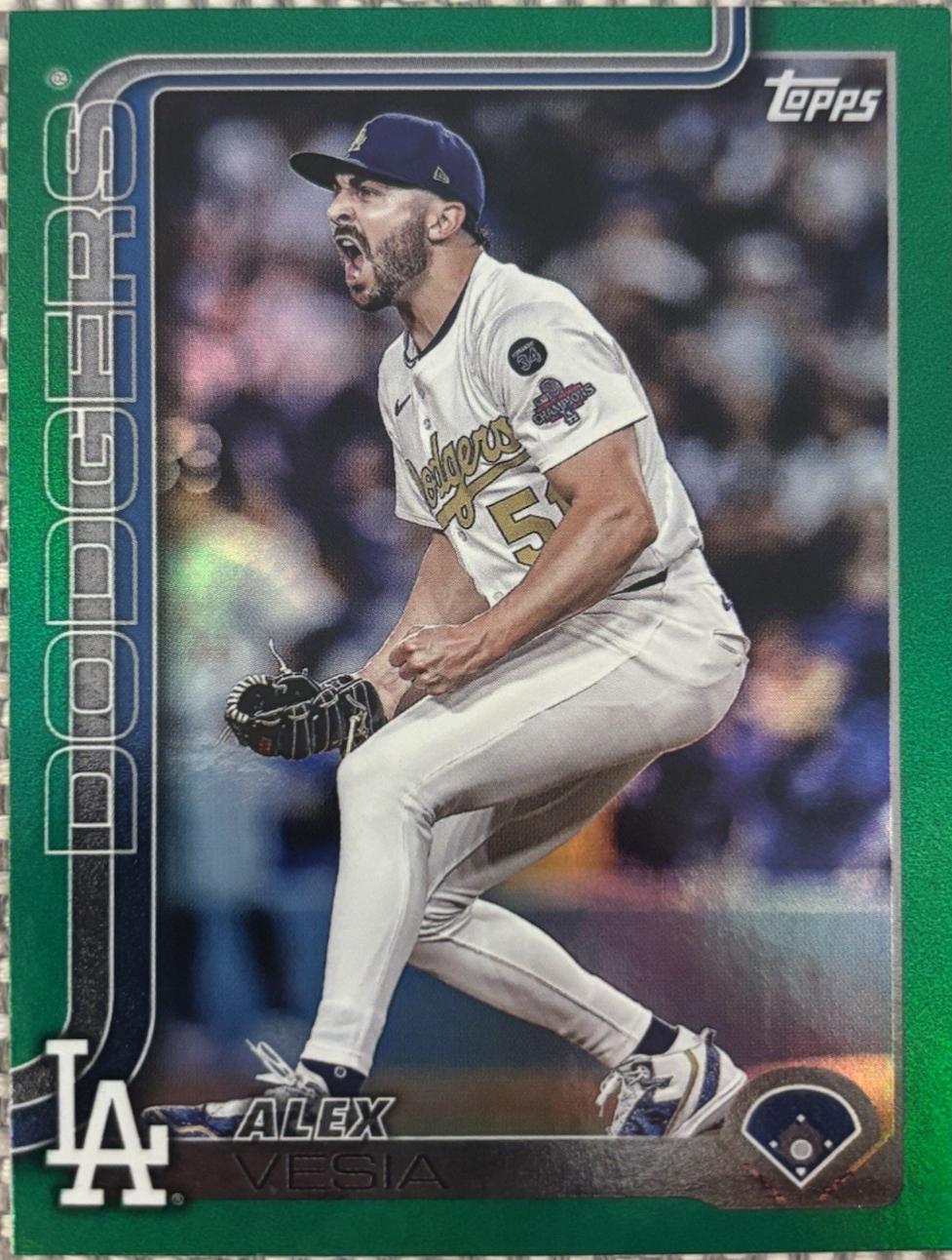 Alex Vesia [Green Rainbow Foil] #US239