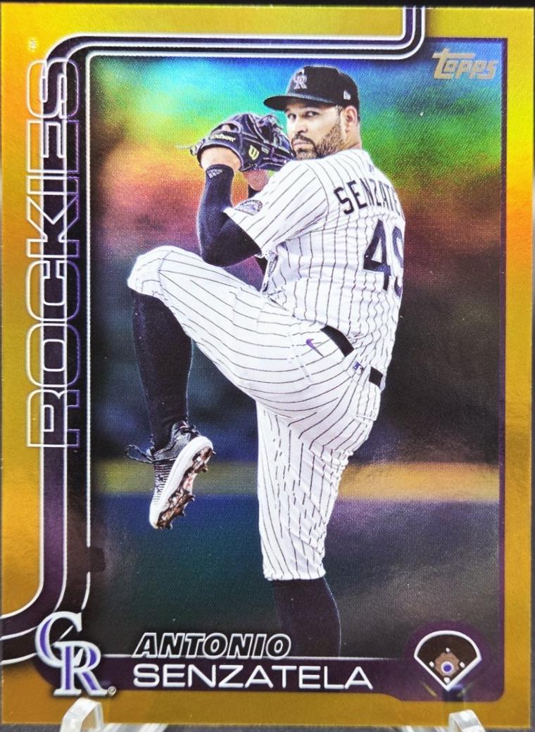 Antonio Senzatela [Gold Rainbow Foil] #US154