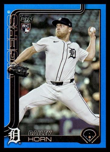 Bailey Horn [Blue Rainbow Foil] #US162