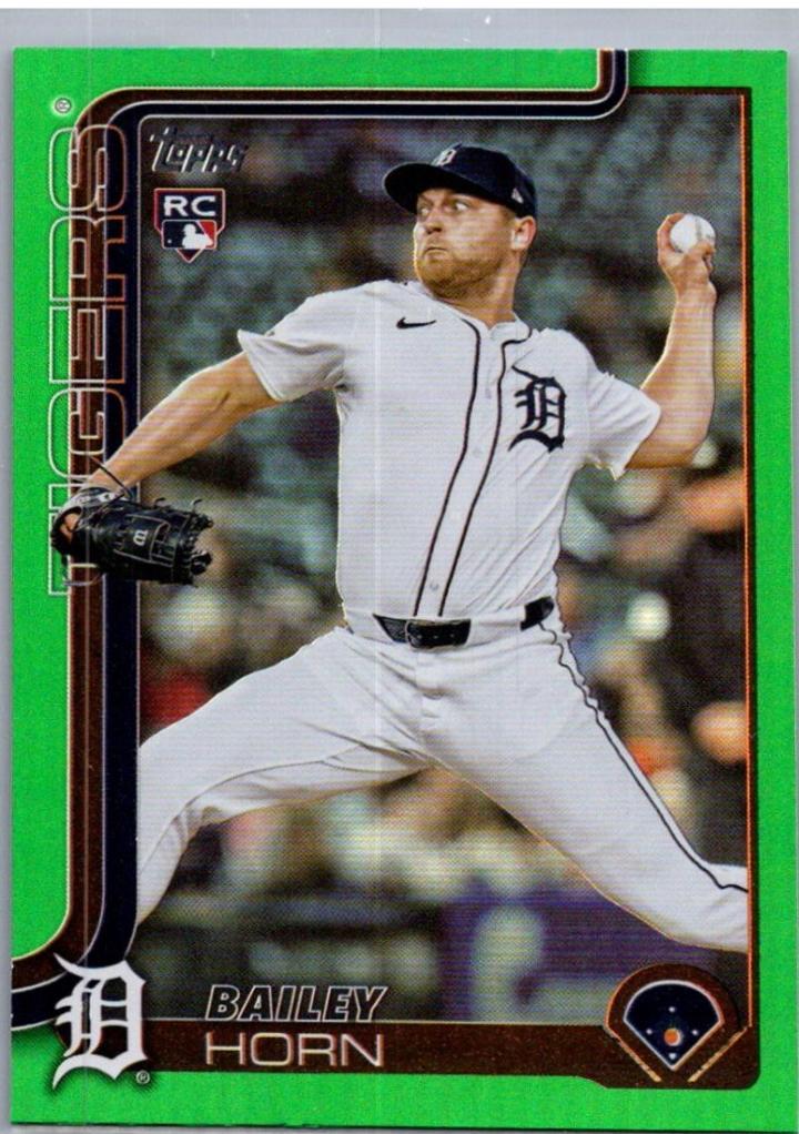 Bailey Horn [Green Rainbow Foil] #US162