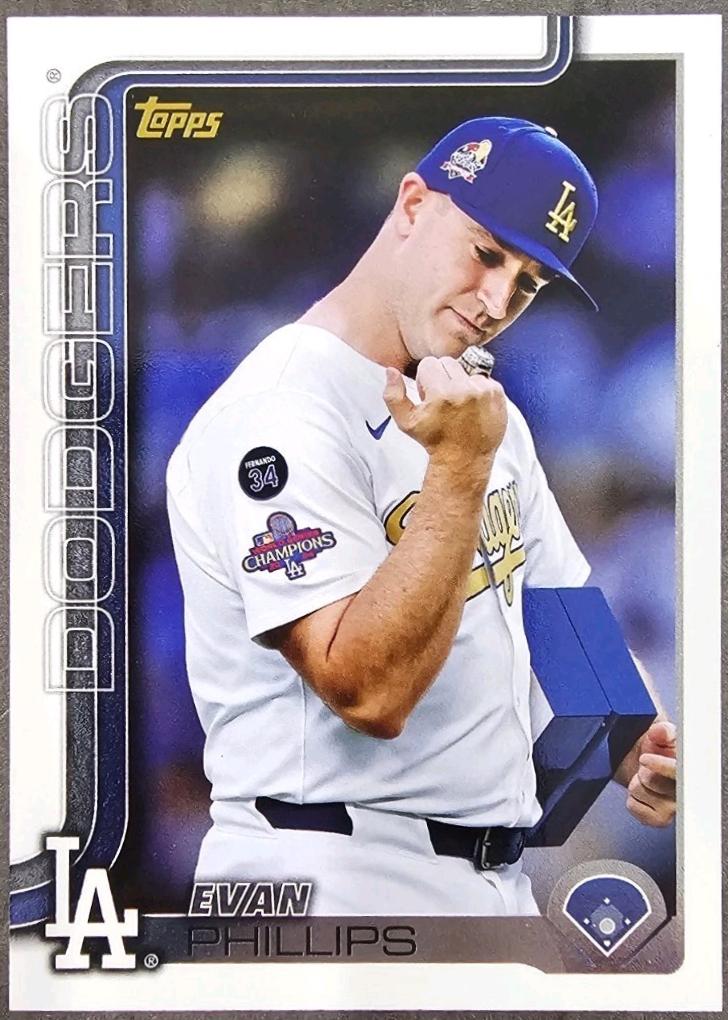 Evan Phillips [Golden Mirror] #US18