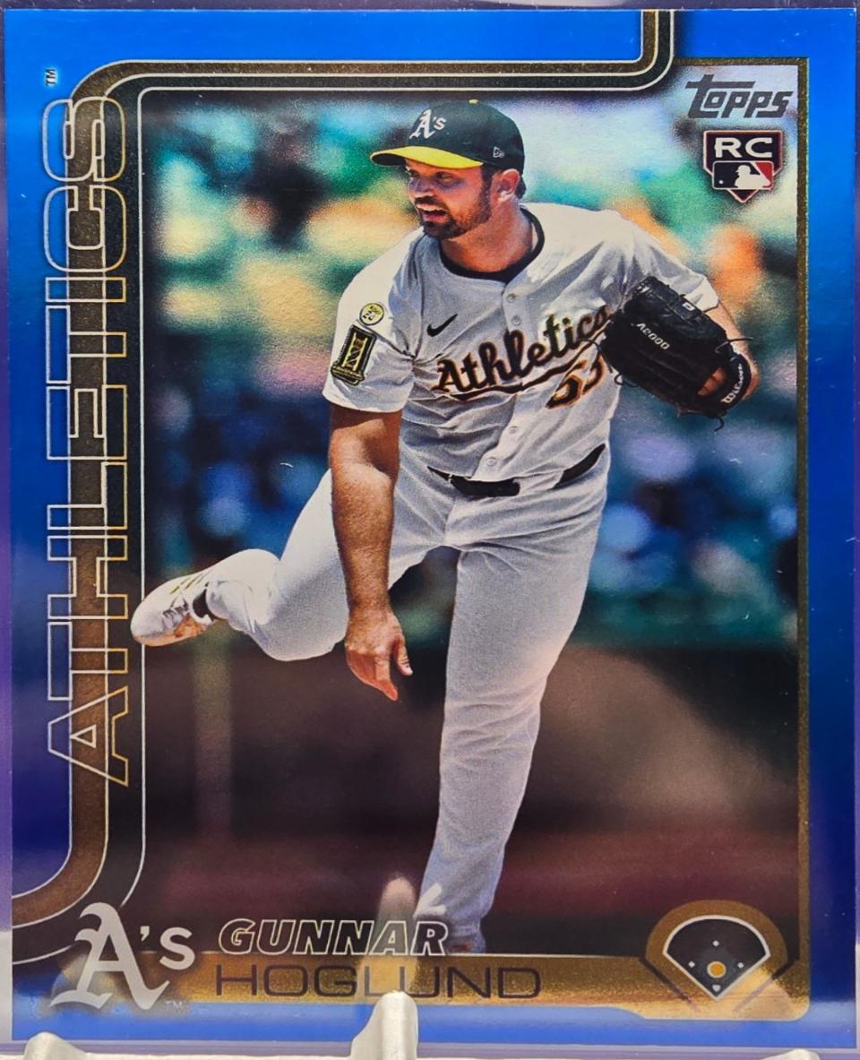 Gunnar Hoglund [Blue Rainbow Foil] #US254