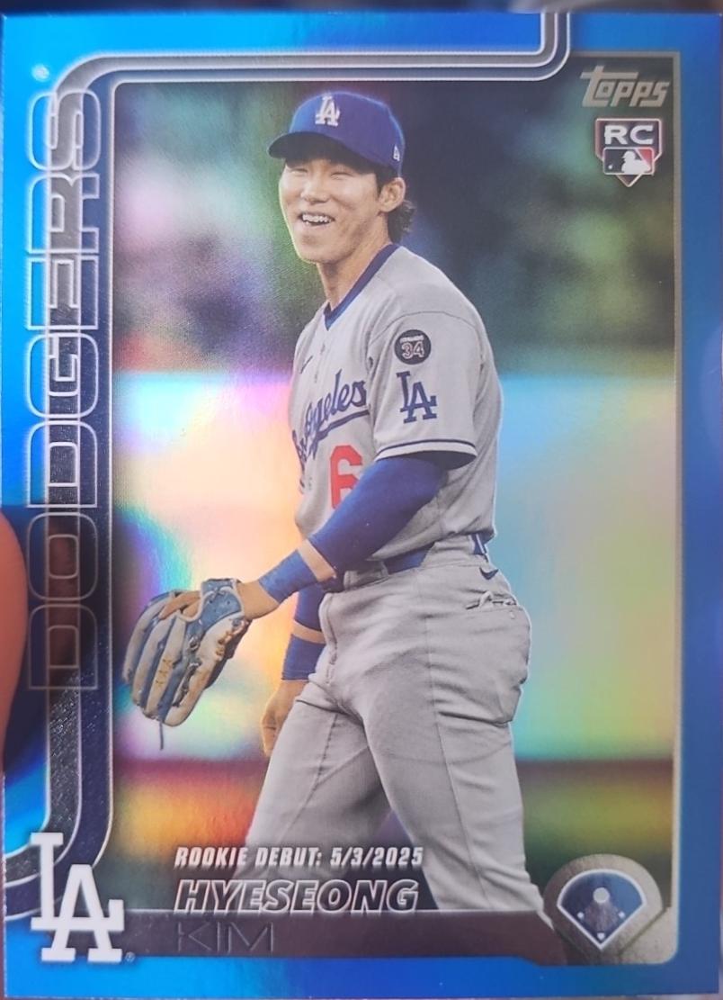 Hyeseong Kim [Blue Rainbow Foil] #US312