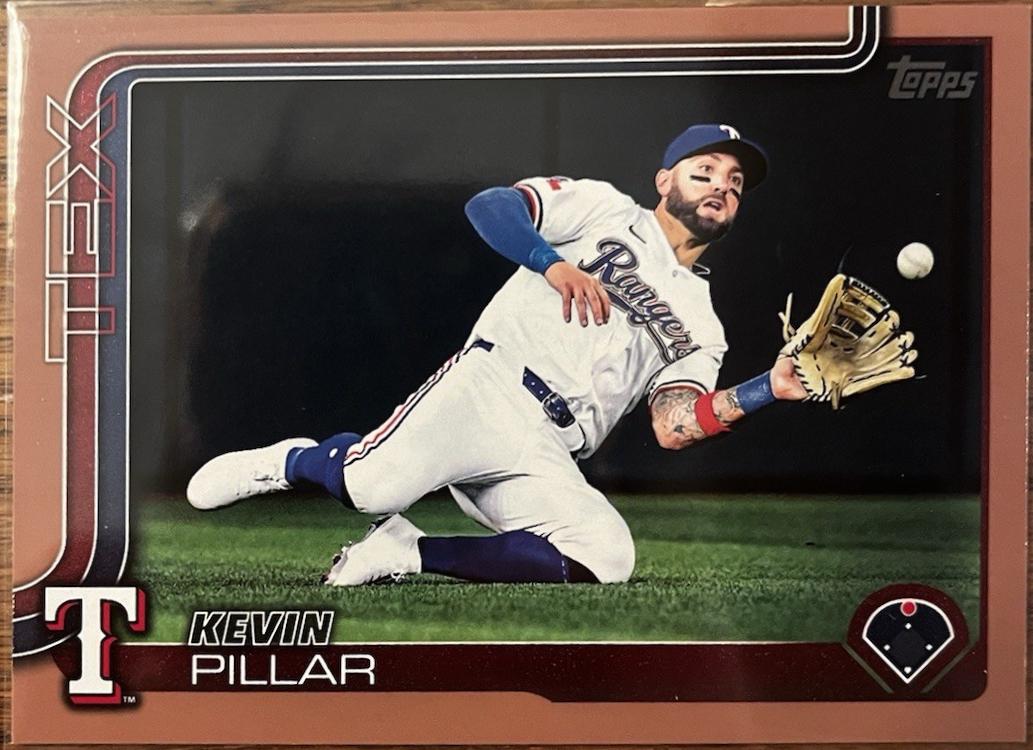Kevin Pillar [Gold Border] #US311