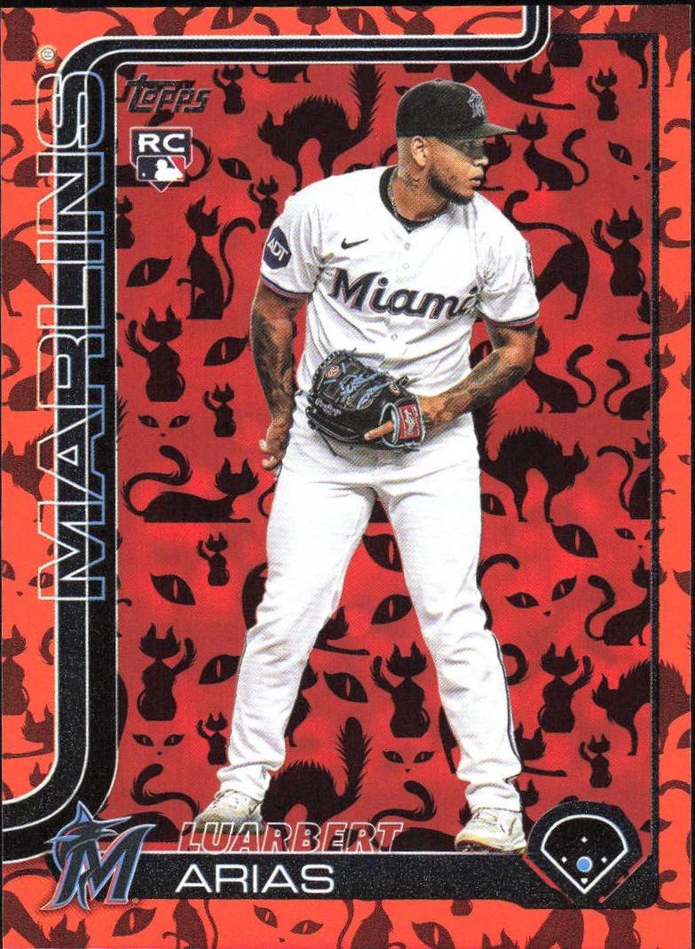Luarbert Arias [Black Diamante Foil] #US53