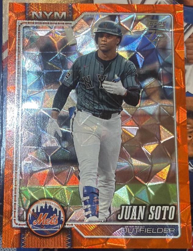 Juan Soto [Orange Mini-Diamond Refractor] #6