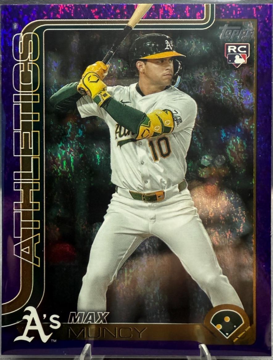 Max Muncy [Holo Purple Foil] #US250