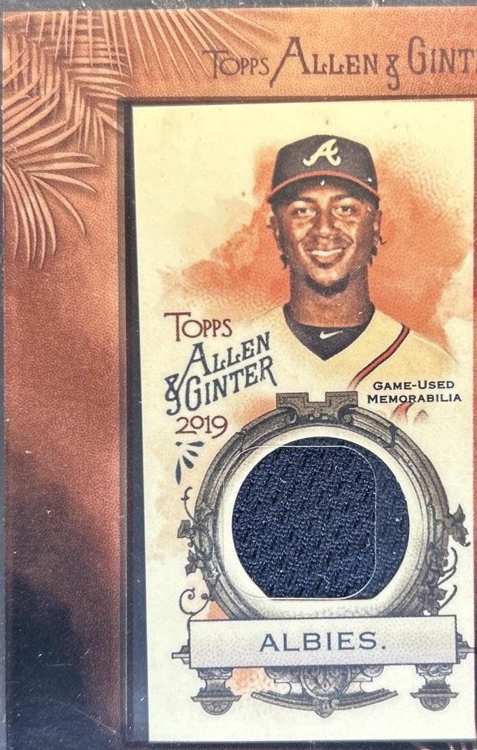 Ozzie Albies [Framed Mini Cloth]