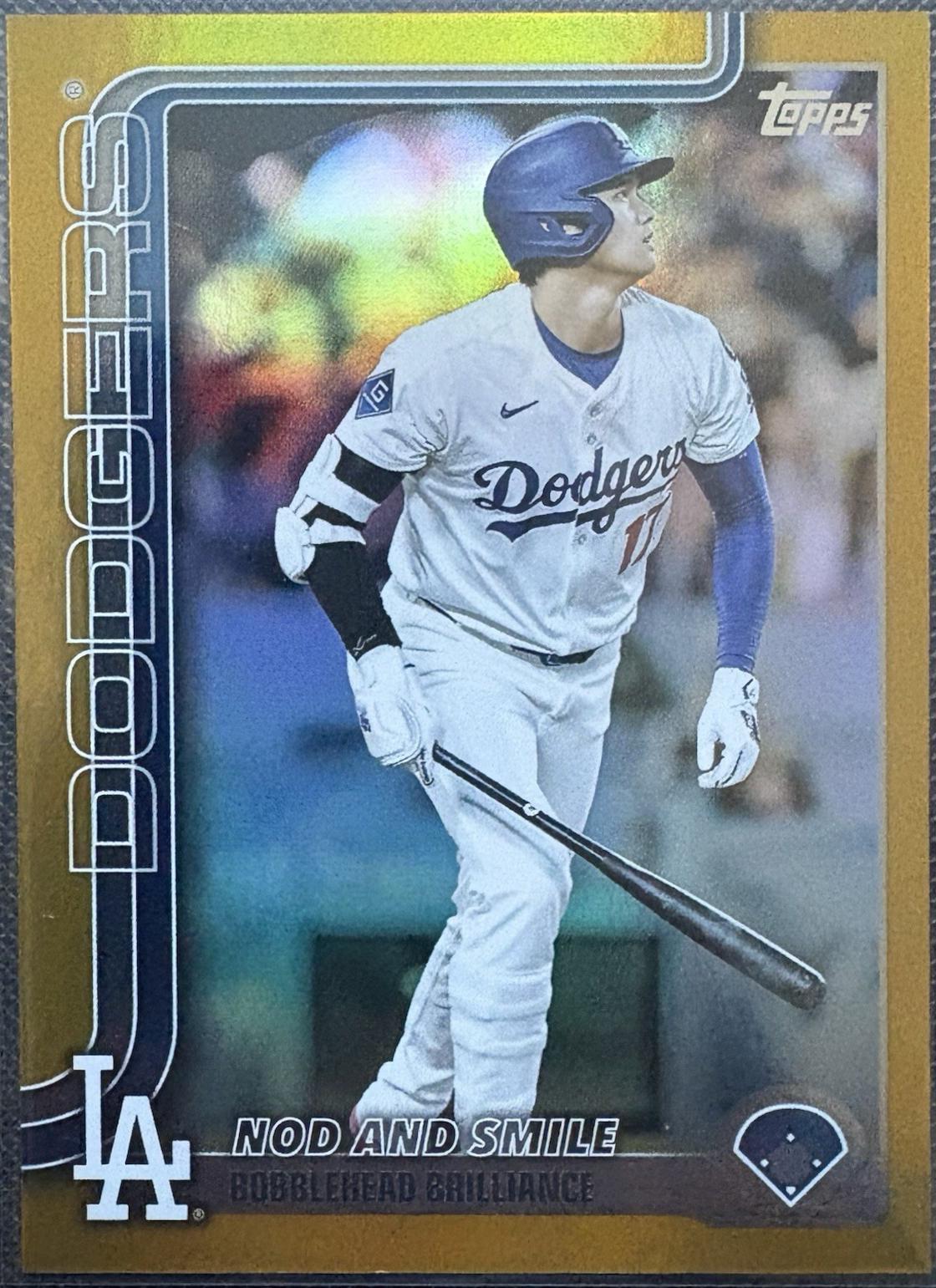 Nod And Smile [Gold Diamante Foil] #US84