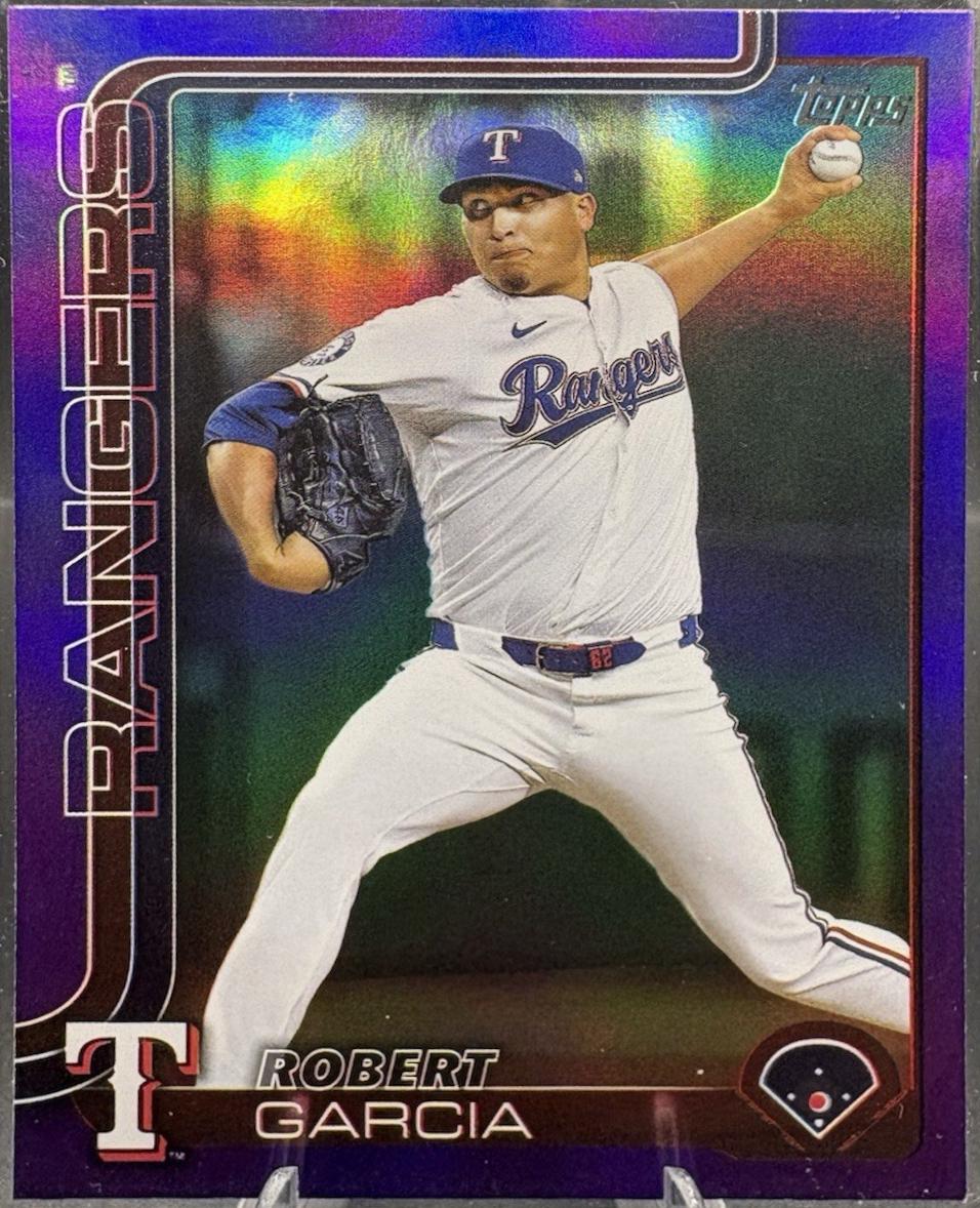 Robert Garcia [Purple Rainbow Foil] #US329