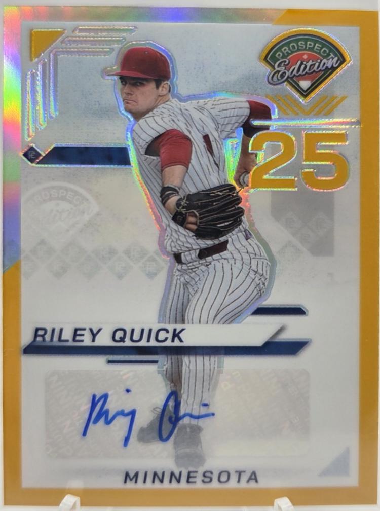 Riley Quick [Gold Holo Ticket Signature] #38