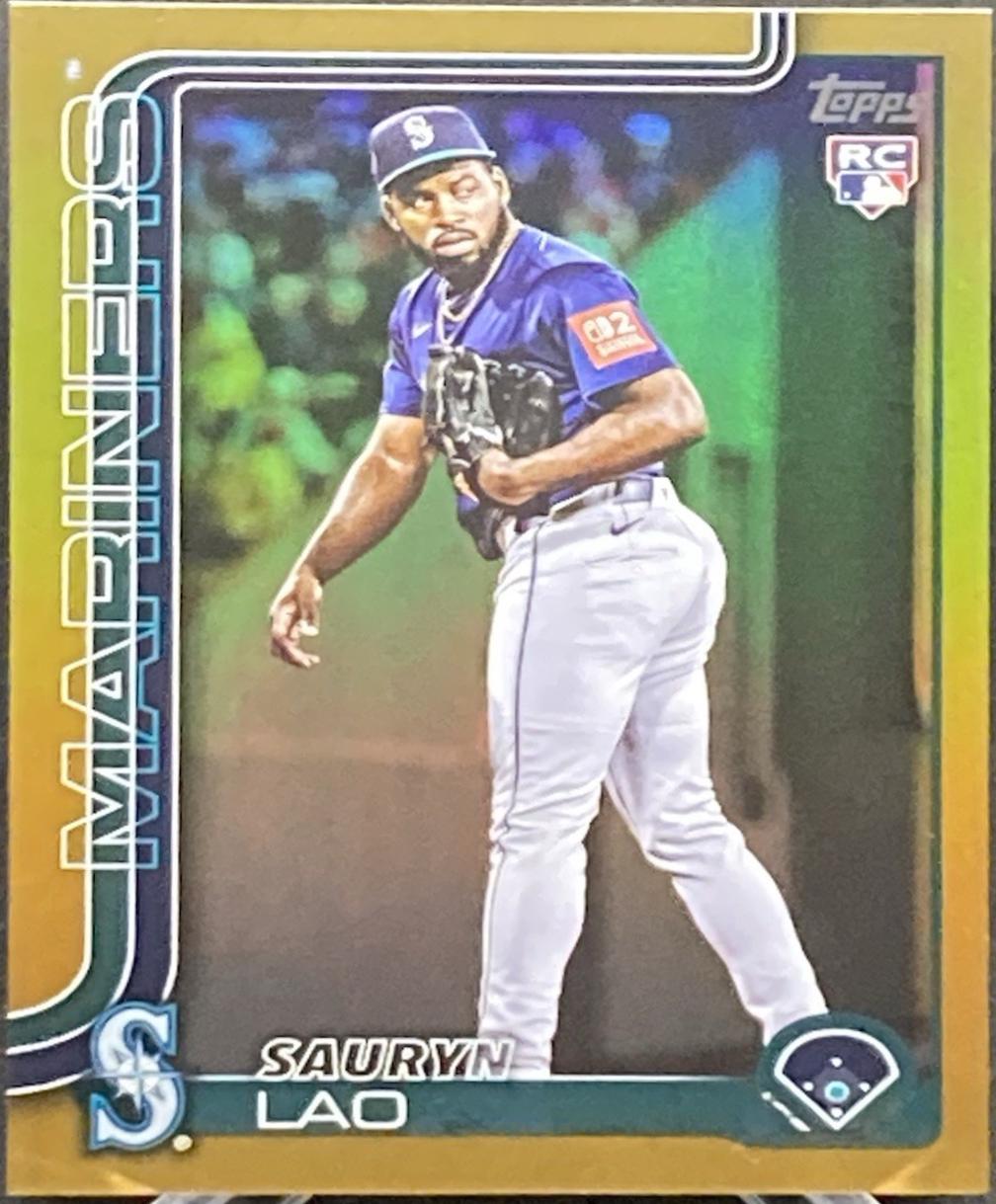Sauryn Lao [Gold Rainbow Foil] #US265