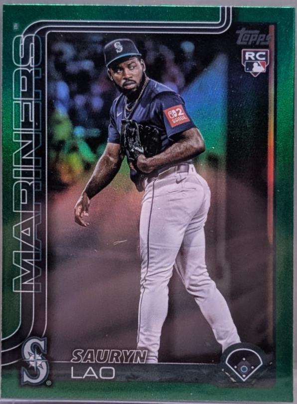 Sauryn Lao [Green Rainbow Foil] #US265
