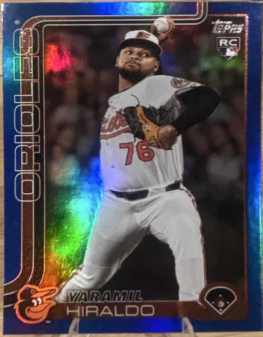 Yaramil Hiraldo [Blue Rainbow Foil] #US210