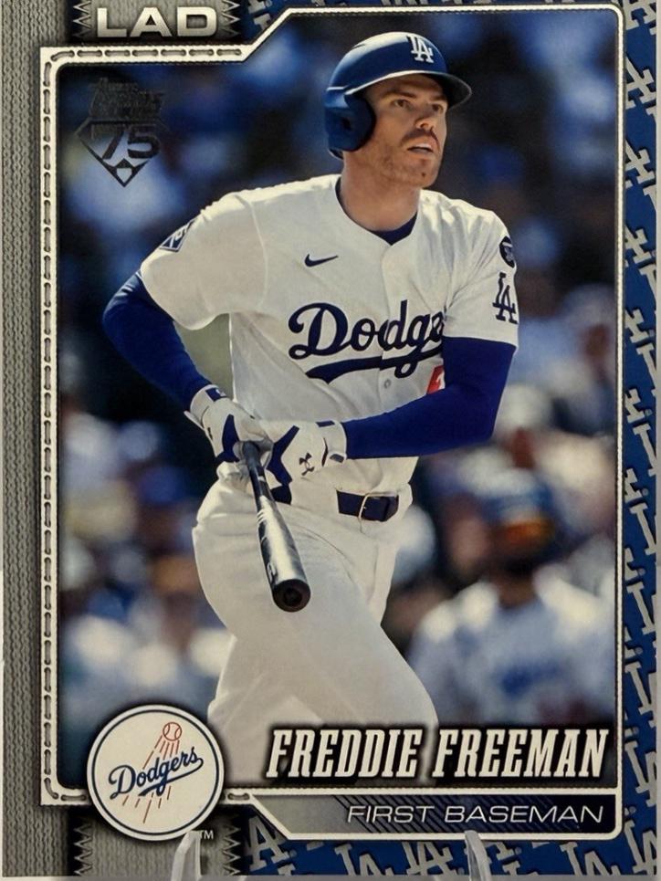 Freddie Freeman [Team Color Border Variation] #700