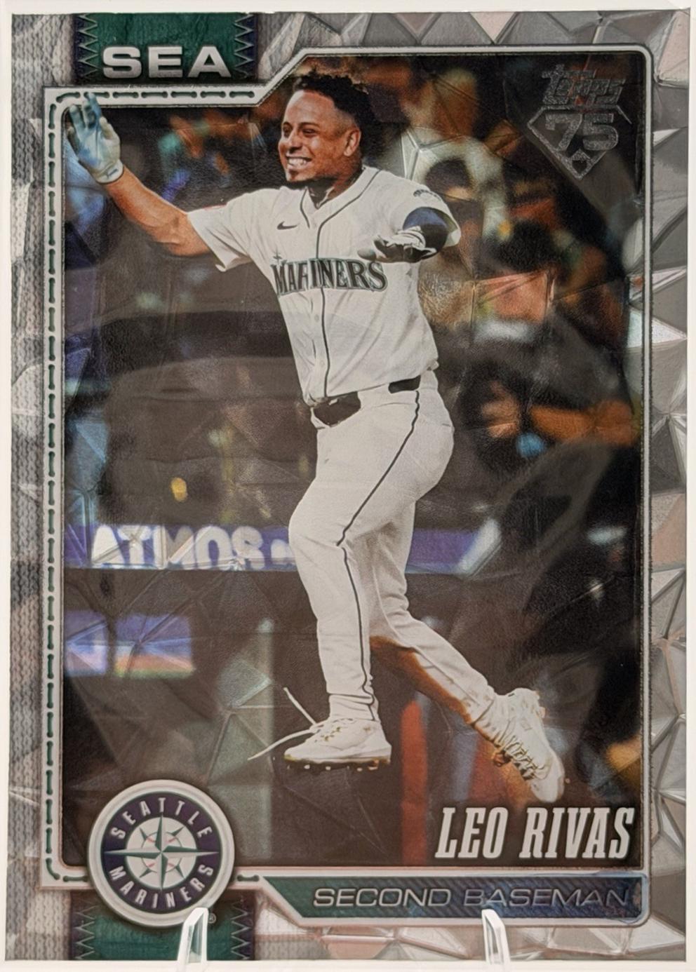 Leo Rivas [Diamante Foil] #649