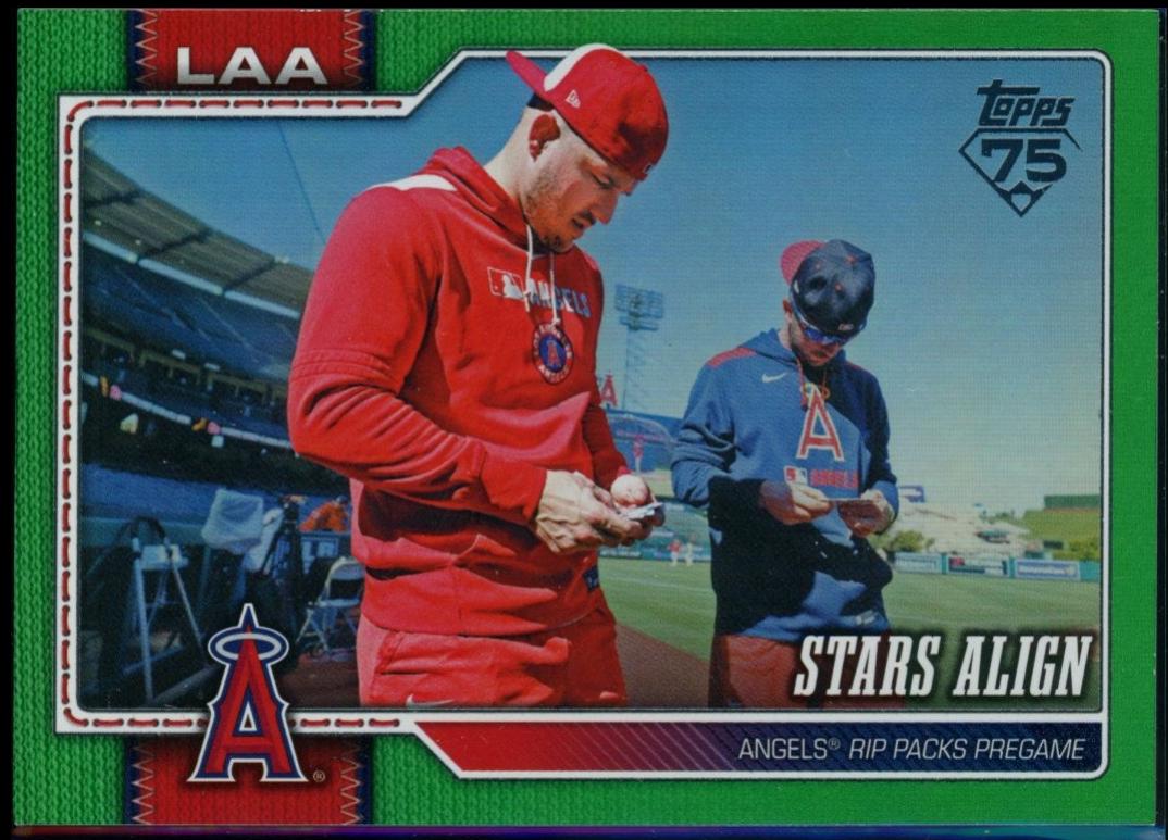 Mike Trout [Holo Foil Green] #517