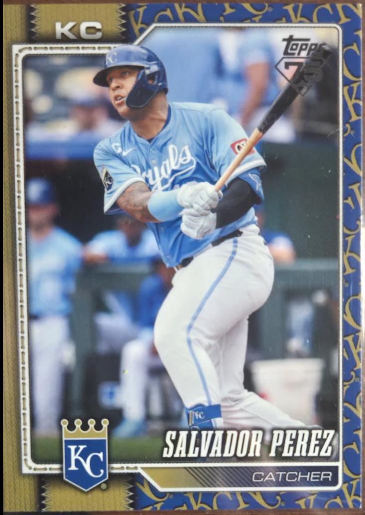 Salvador Perez [Team Color Border Variation] #633